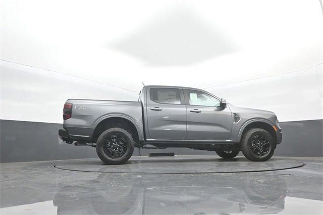 New 2025 Ford Ranger Lariat w/ FX4 Off-Road Package image 38