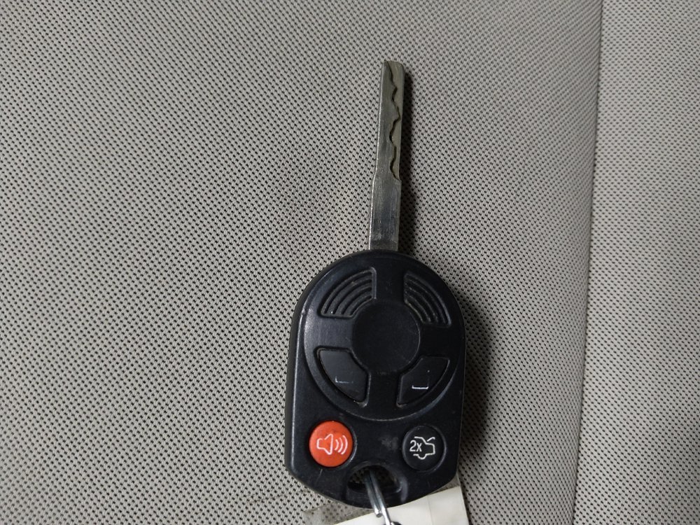 Used 2014 Ford C-MAX SE image 32