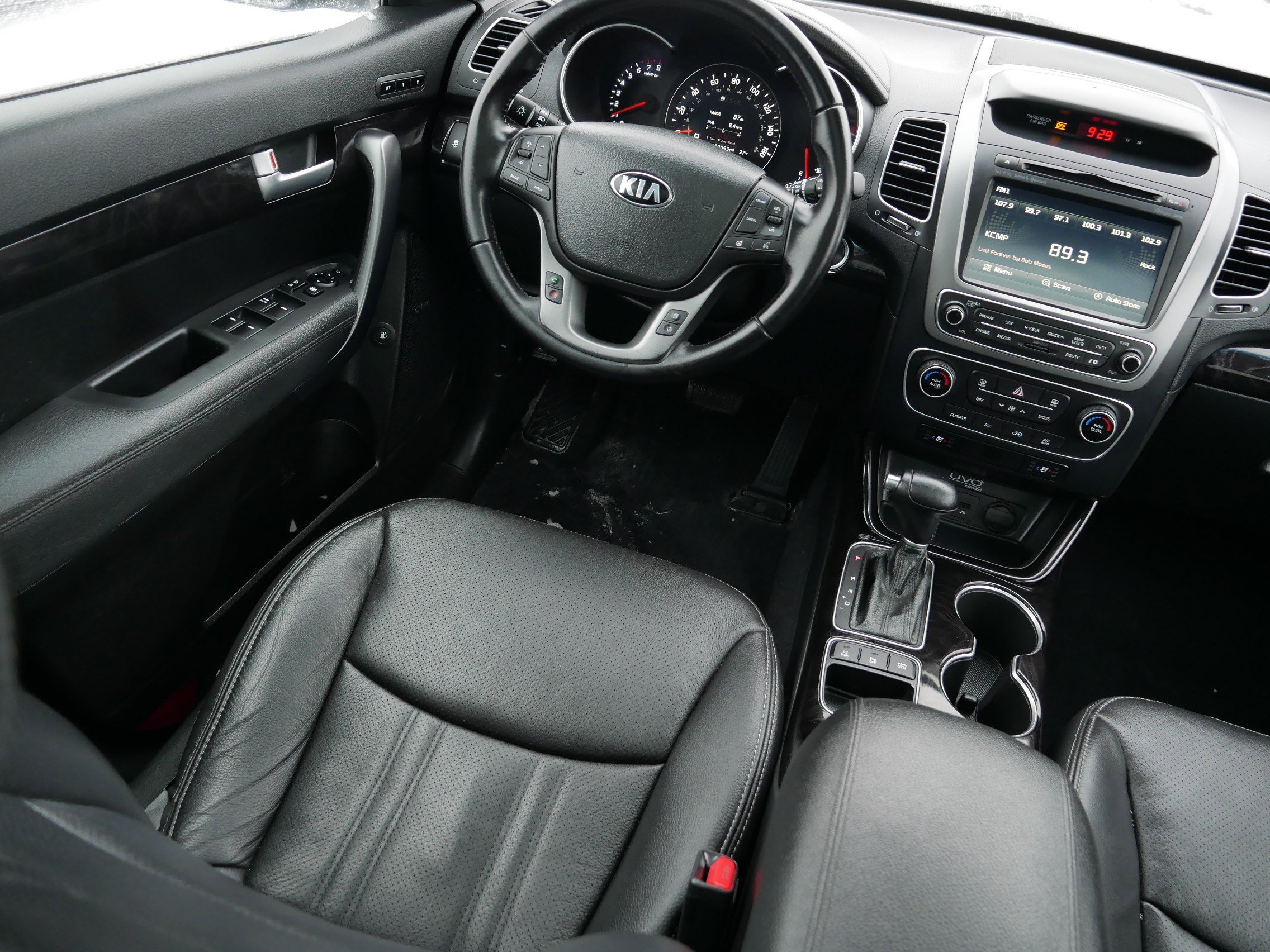 Used 2014 Kia Sorento SX w/ 3rd Row Package image 9