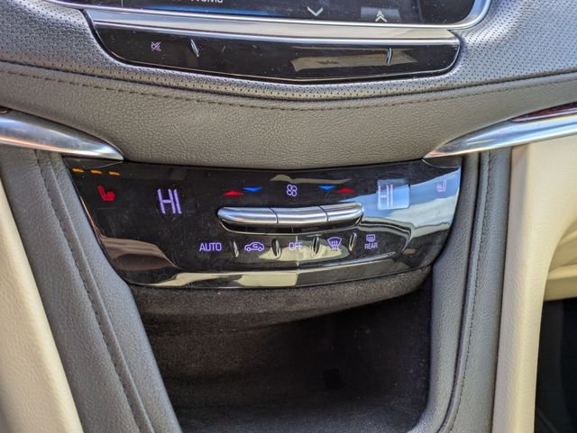 Used 2019 Cadillac XT5 Luxury image 24