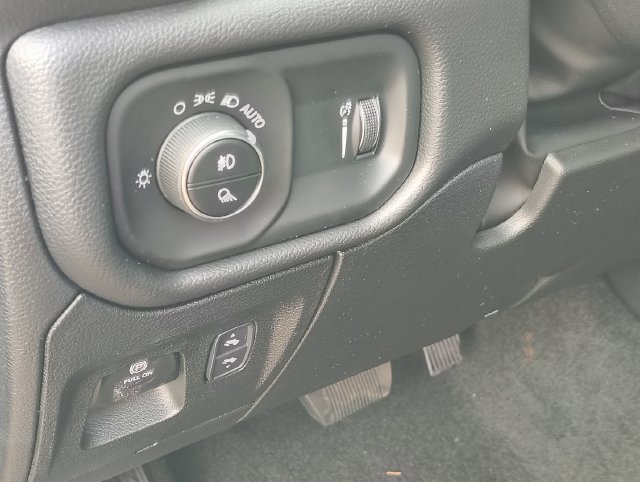 New 2026 RAM 1500 Big Horn w/ Night Edition AWD/4WD image 12