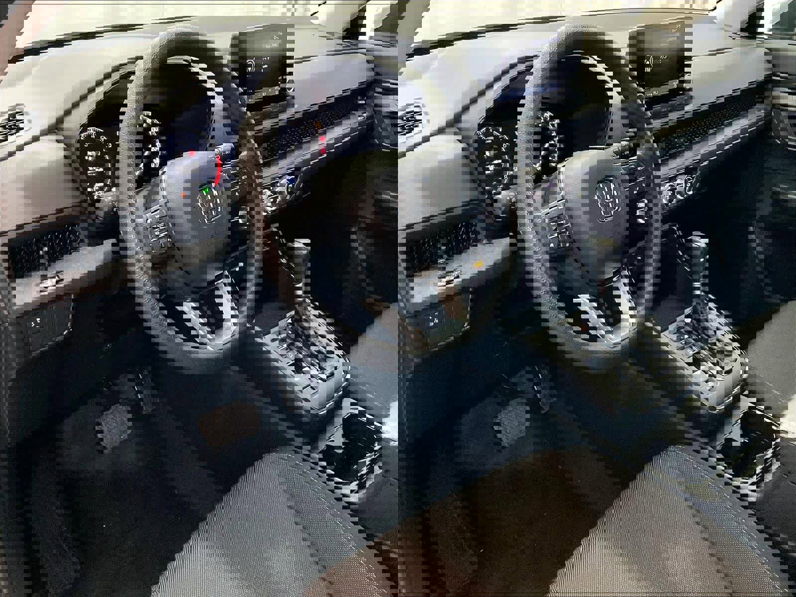 Used 2025 Honda CR-V LX image 8