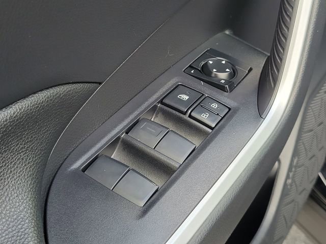 Used 2025 Toyota RAV4 LE image 21