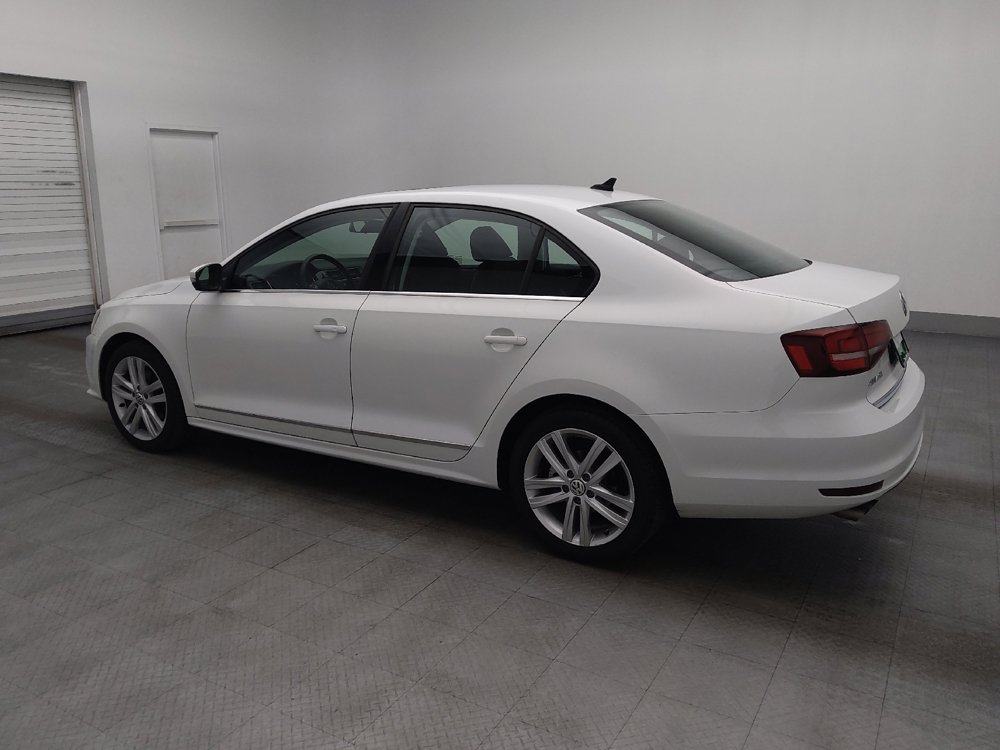 Used 2017 Volkswagen Jetta SEL FWD image 3