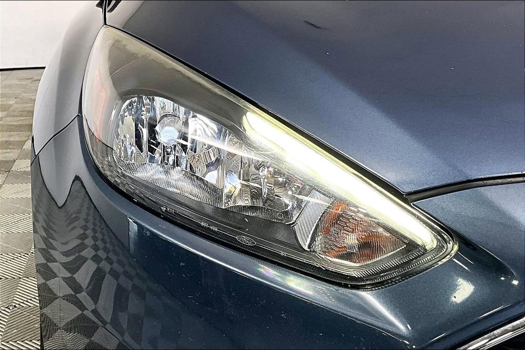 Used 2018 Ford Focus SEL image 28