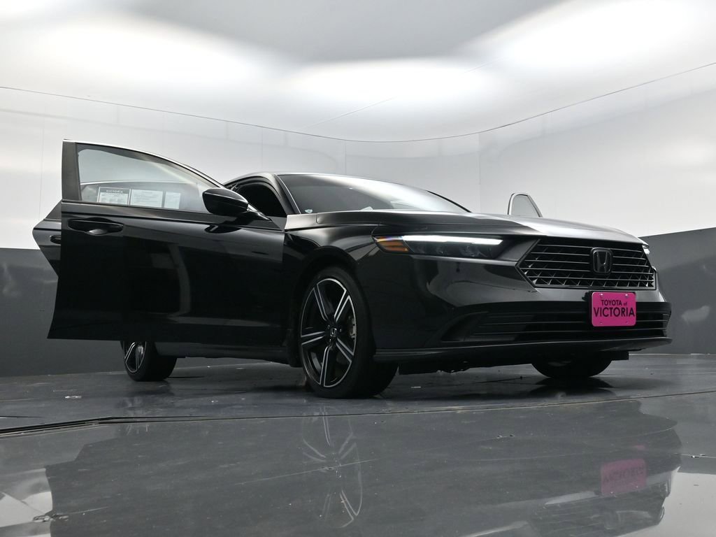 Used 2023 Honda Accord Sport image 28