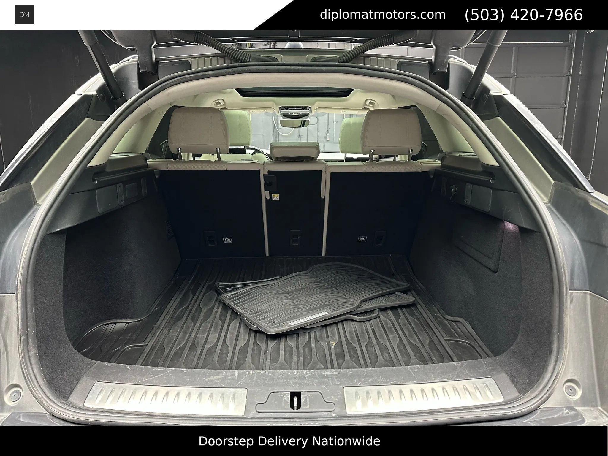 Used 2019 Land Rover Range Rover Velar R-Dynamic SE image 45