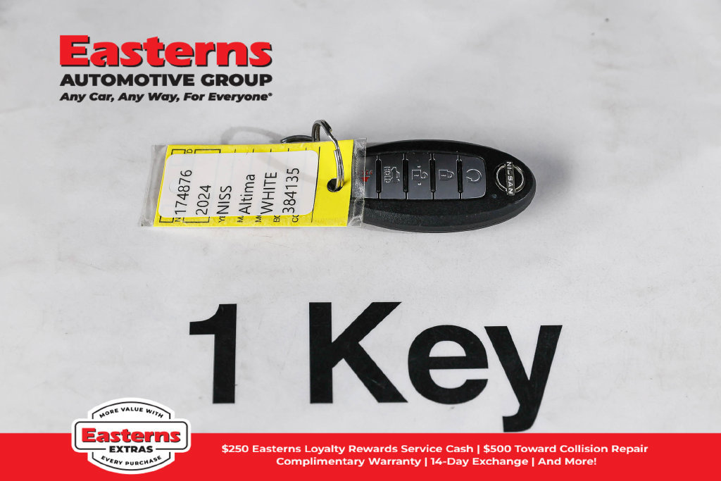 Used 2024 Nissan Altima 2.5 SR FWD image 23