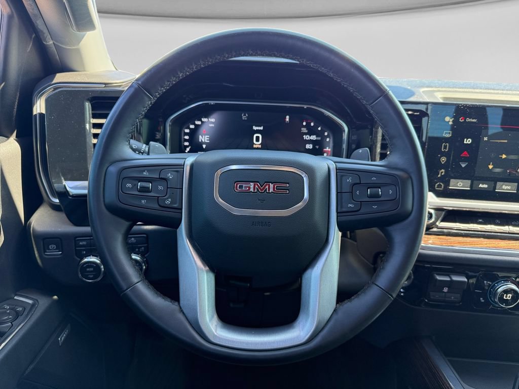 Used 2024 GMC Sierra 1500 Elevation w/ Preferred Package AWD/4WD image 15