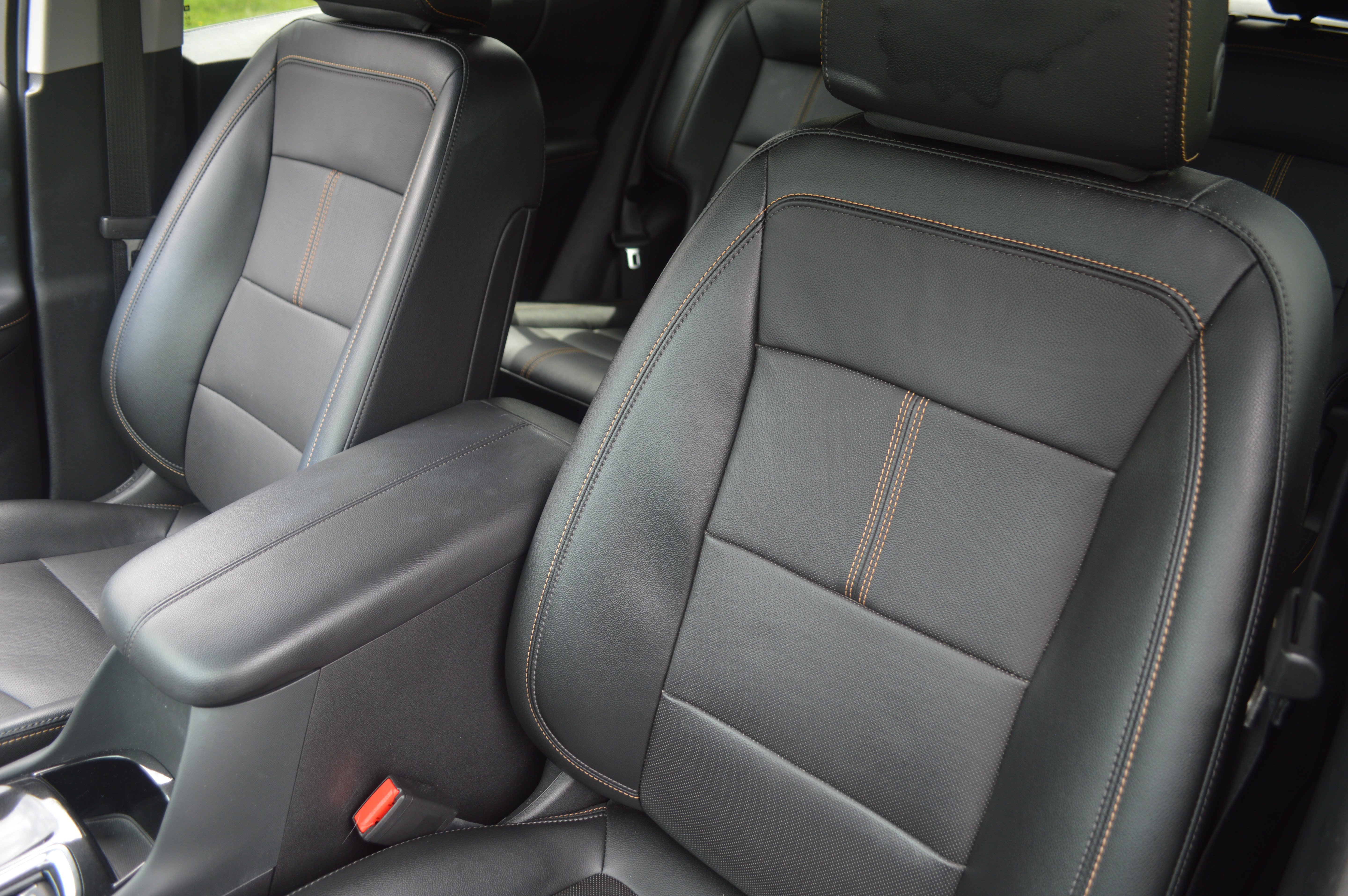 Used 2024 Chevrolet Equinox Premier AWD/4WD image 29