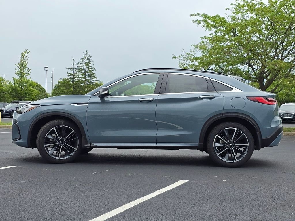New 2025 INFINITI QX55 Essential image 16