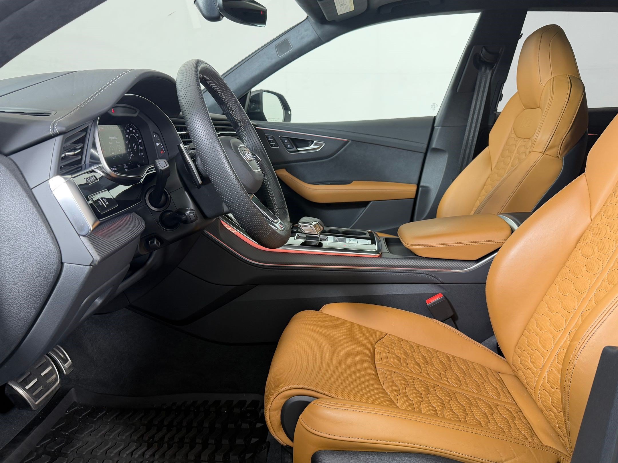 Used 2024 Audi RS Q8 w/ Black Optic Package AWD/4WD image 5