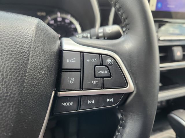 Certified 2024 Toyota Highlander XSE FWD image 29