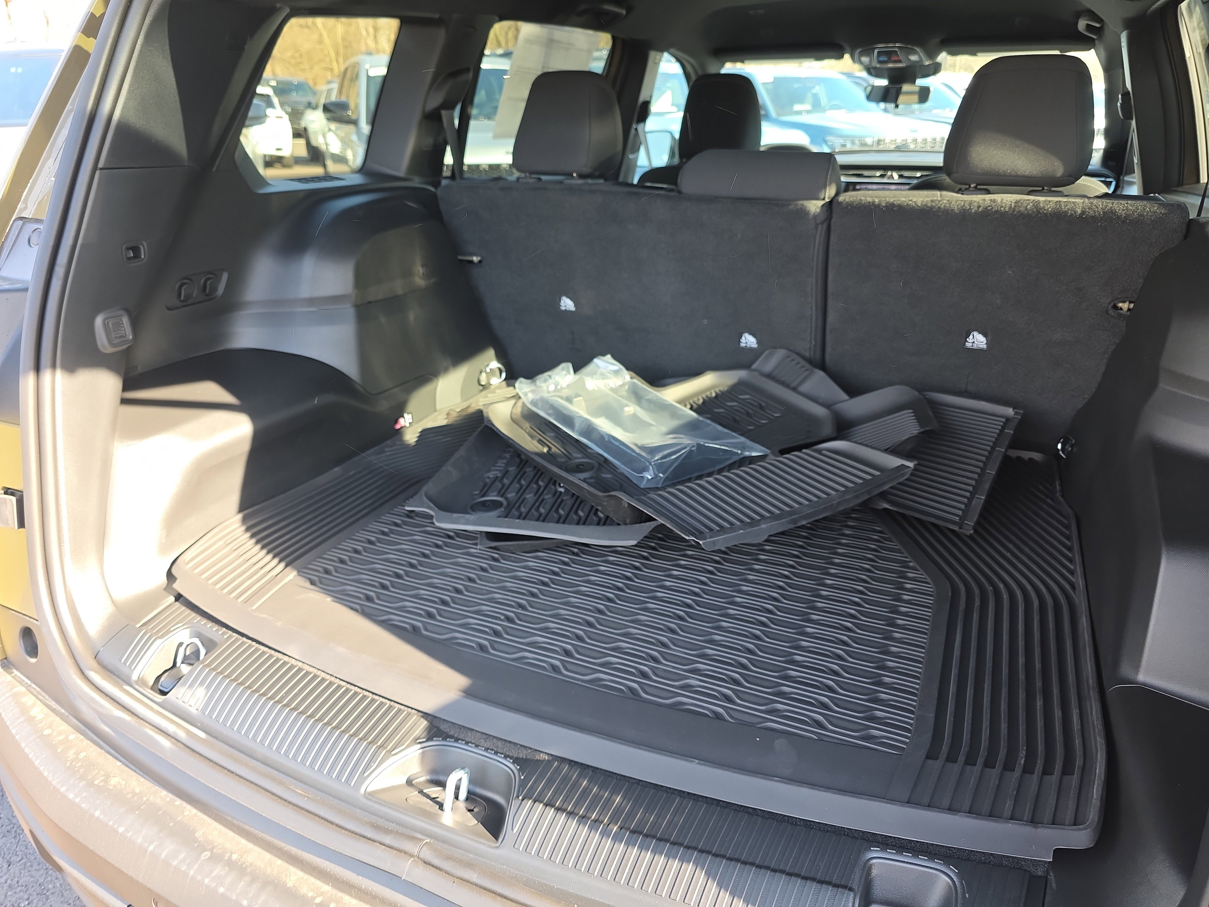 New 2026 Jeep Cherokee Laredo image 30