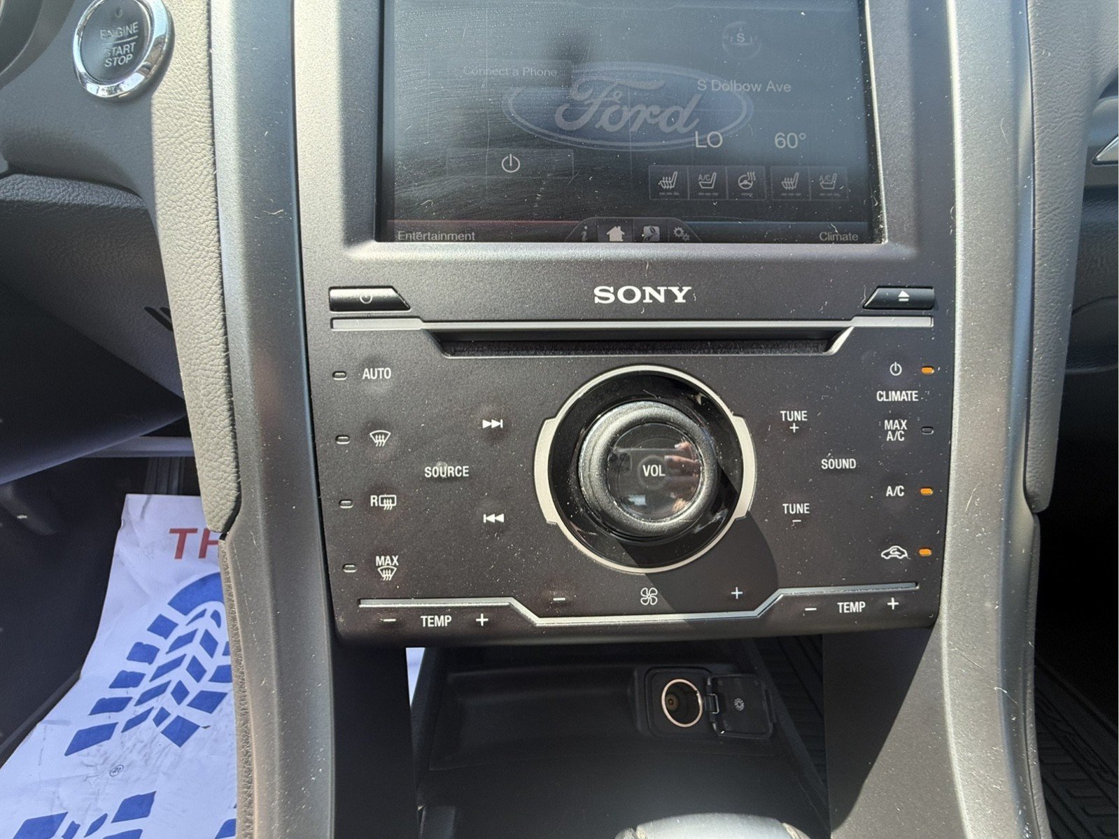 Used 2014 Ford Fusion Titanium FWD image 13