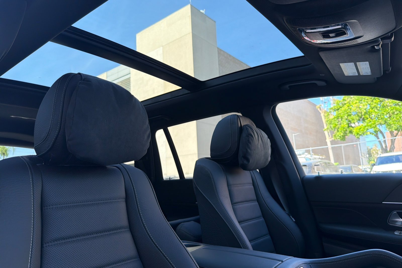 New 2026 Mercedes-Benz GLS 450 4MATIC image 17