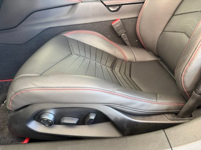 Used 2021 Chevrolet Corvette Stingray Premium Cpe w/ Z51 Performance Package RWD image 18