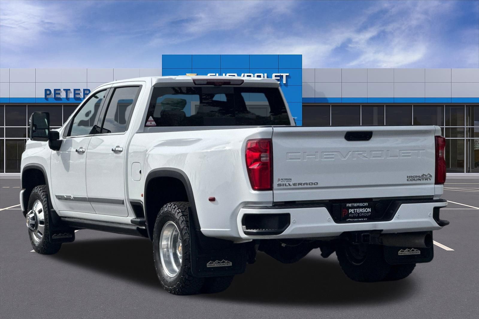 Certified 2024 Chevrolet Silverado 3500 High Country w/ High Country Premium Package AWD/4WD image 6