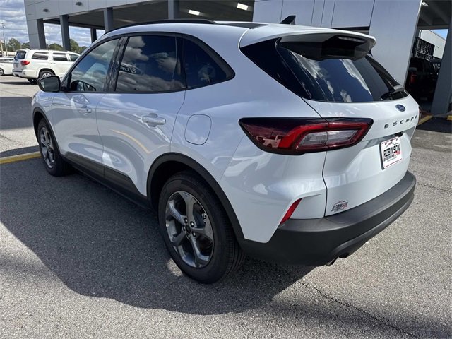 New 2025 Ford Escape ST-Line w/ Equipment Group 301A image 7