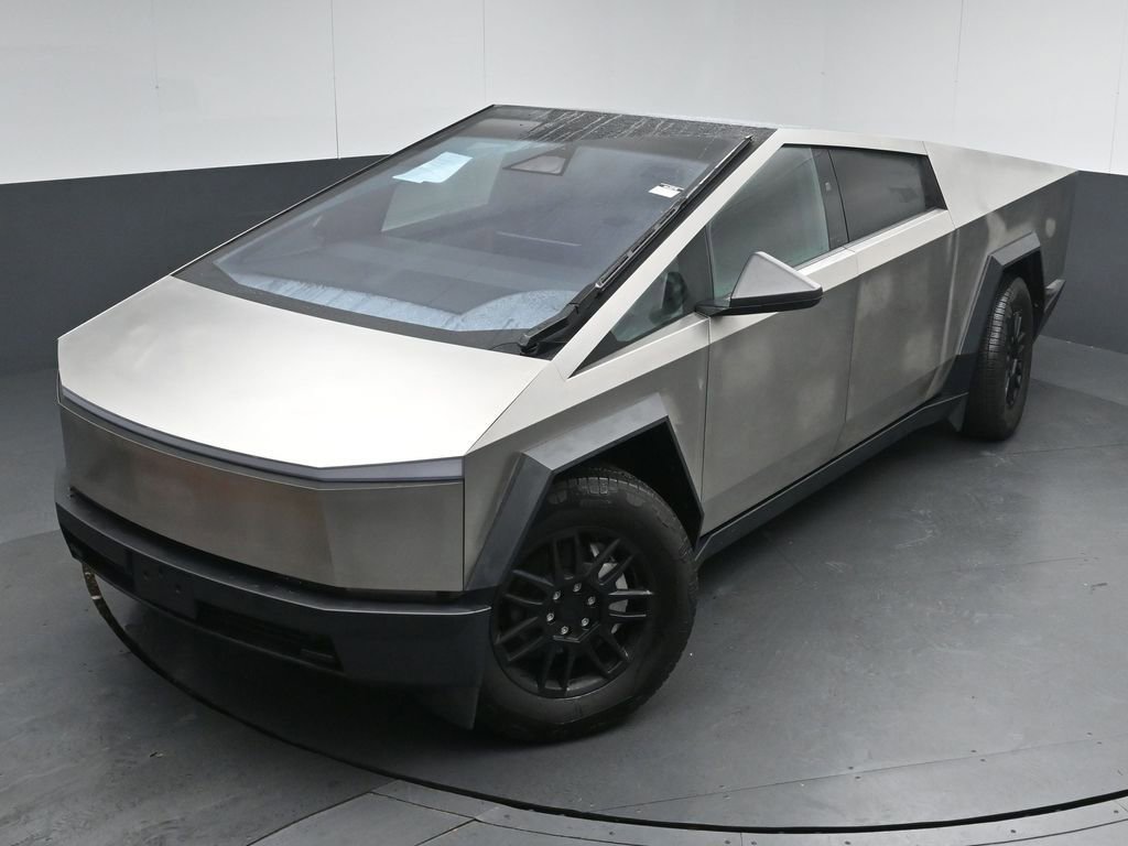 Used 2024 Tesla Cybertruck AWD Crew Cab image 36