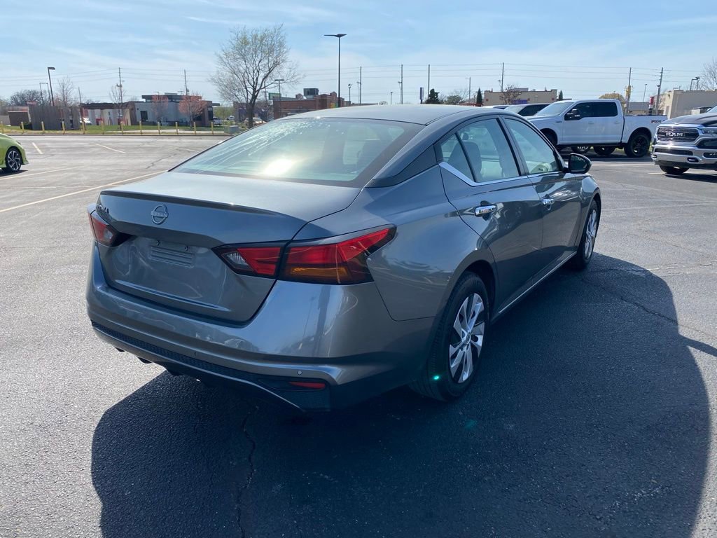 Used 2023 Nissan Altima 2.5 S image 9