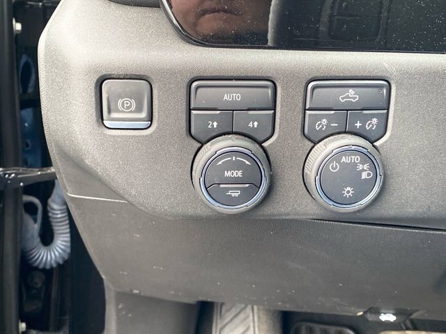 Used 2022 Chevrolet Silverado 1500 LT image 19