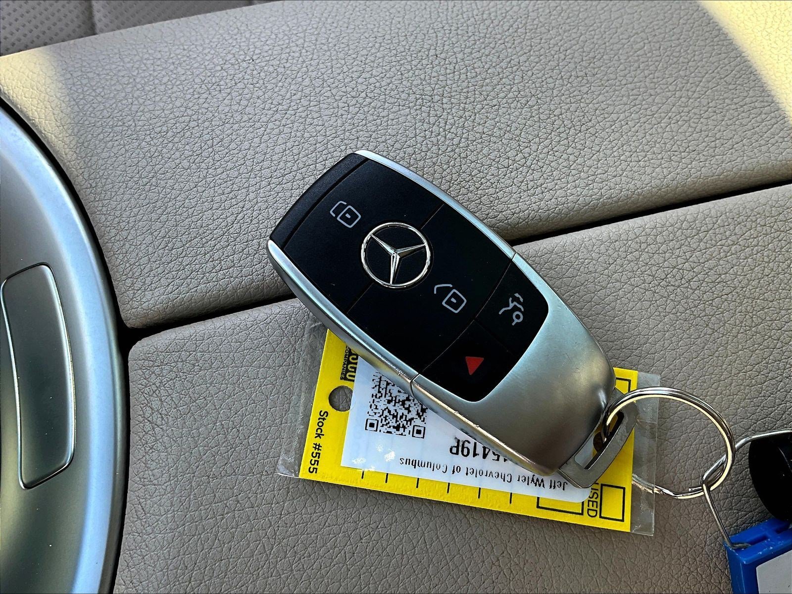 Used 2021 Mercedes-Benz GLC 300 4MATIC w/ Premium Package image 34