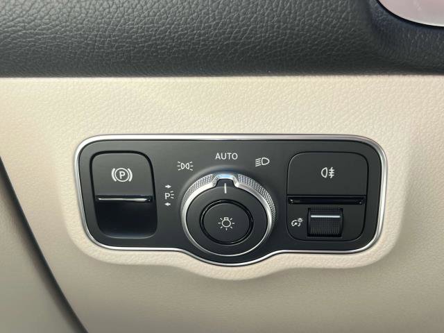 Certified 2023 Mercedes-Benz EQB 300 4MATIC image 24