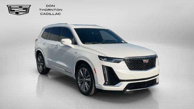 Used 2022 Cadillac XT6 Premium Luxury w/ Technology Package FWD image 7