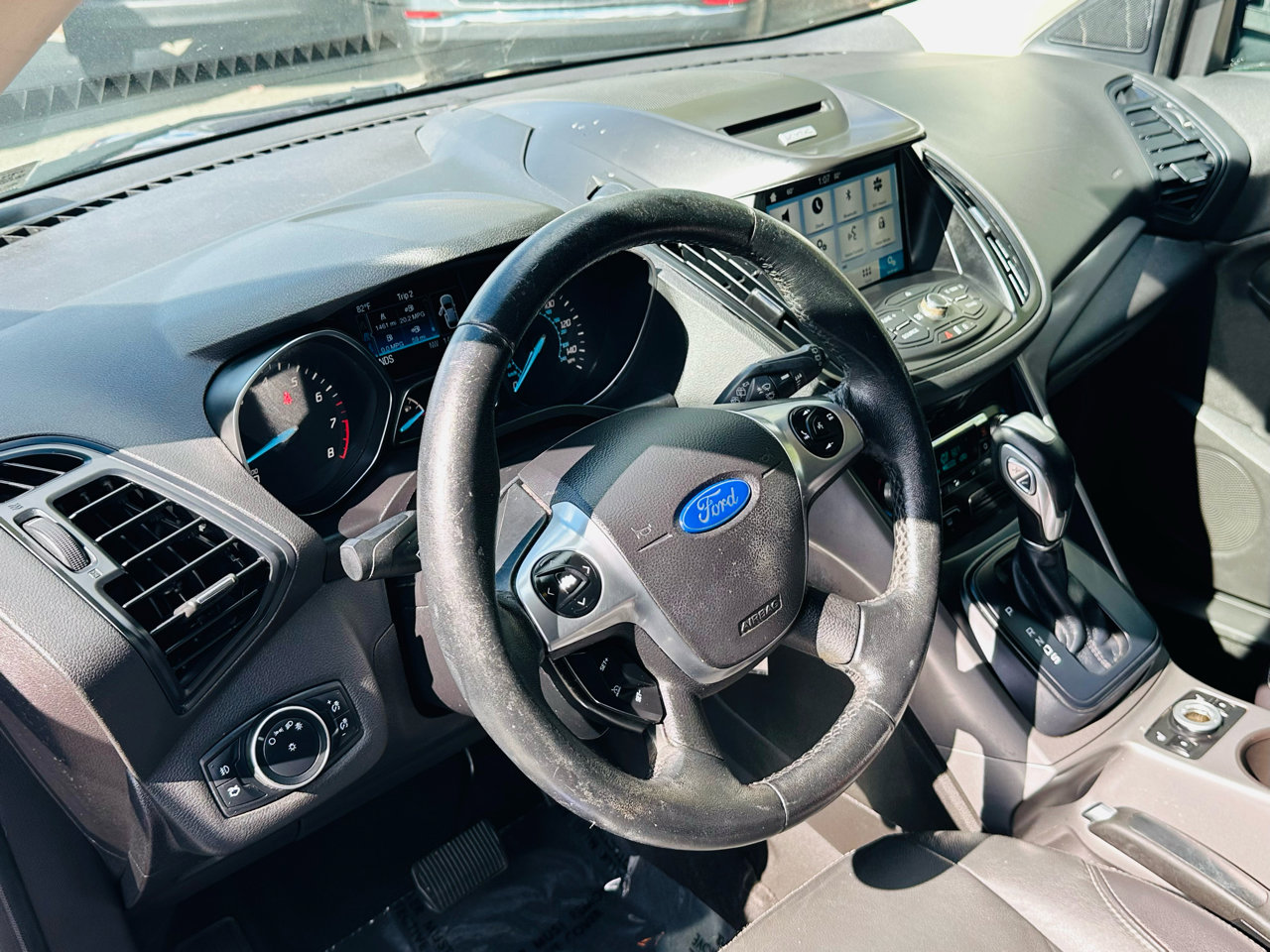 Used 2016 Ford Escape SE w/ SE Leather Comfort Package image 8