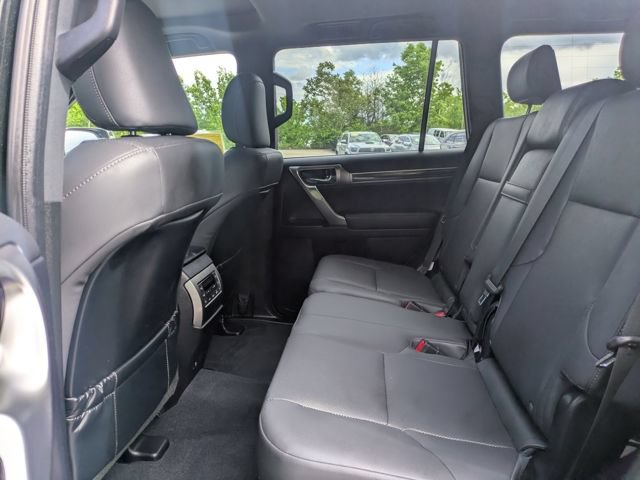 Used 2023 Lexus GX 460 Premium w/ Premium Package AWD/4WD image 17