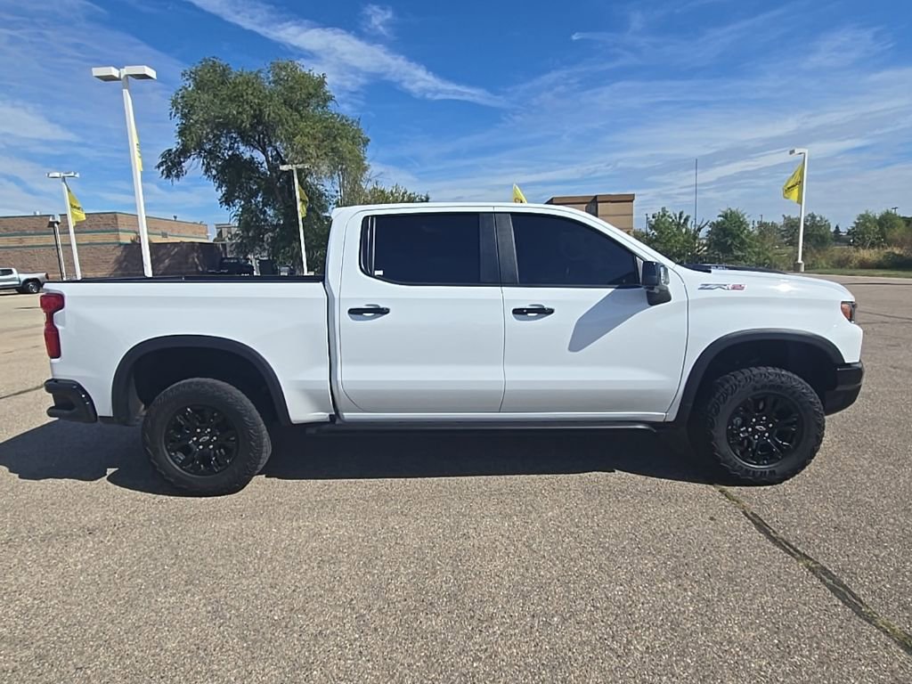Used 2023 Chevrolet Silverado 1500 ZR2 w/ Technology Package image 5