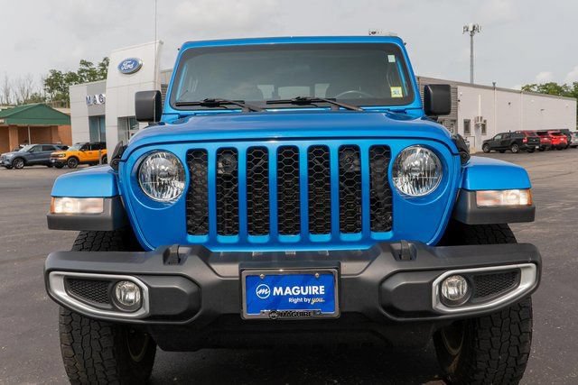 Used 2022 Jeep Gladiator Sport AWD/4WD image 3