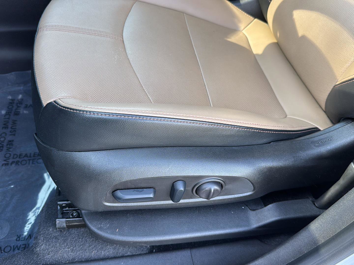 Used 2023 Chevrolet Equinox Premier image 27