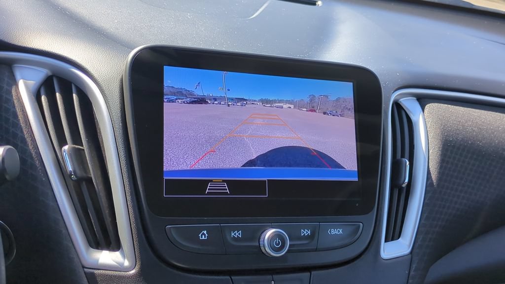 Used 2024 Chevrolet Malibu LT FWD image 24