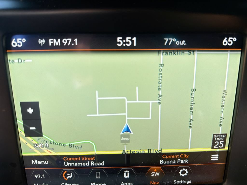 Certified 2022 Jeep Renegade Latitude AWD/4WD image 18