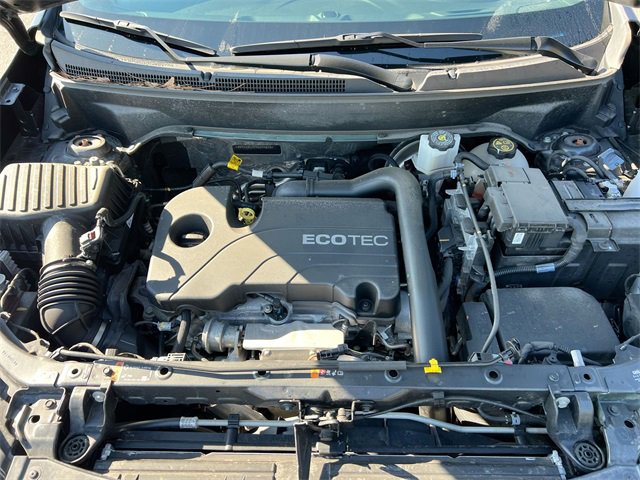 Used 2022 Chevrolet Equinox RS w/ Infotainment Package image 28