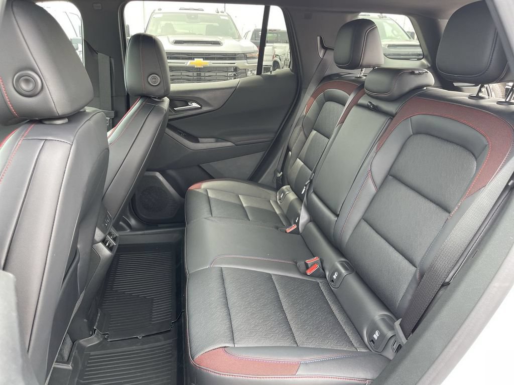New 2026 Chevrolet Equinox RS w/ Convenience Package III AWD/4WD image 23