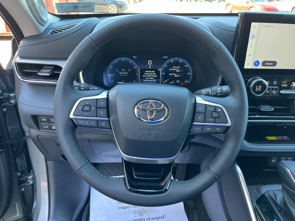 New 2026 Toyota Highlander Platinum AWD/4WD image 26