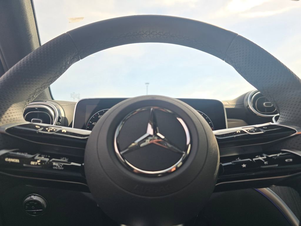 New 2026 Mercedes-Benz GLC 300 4MATIC image 29