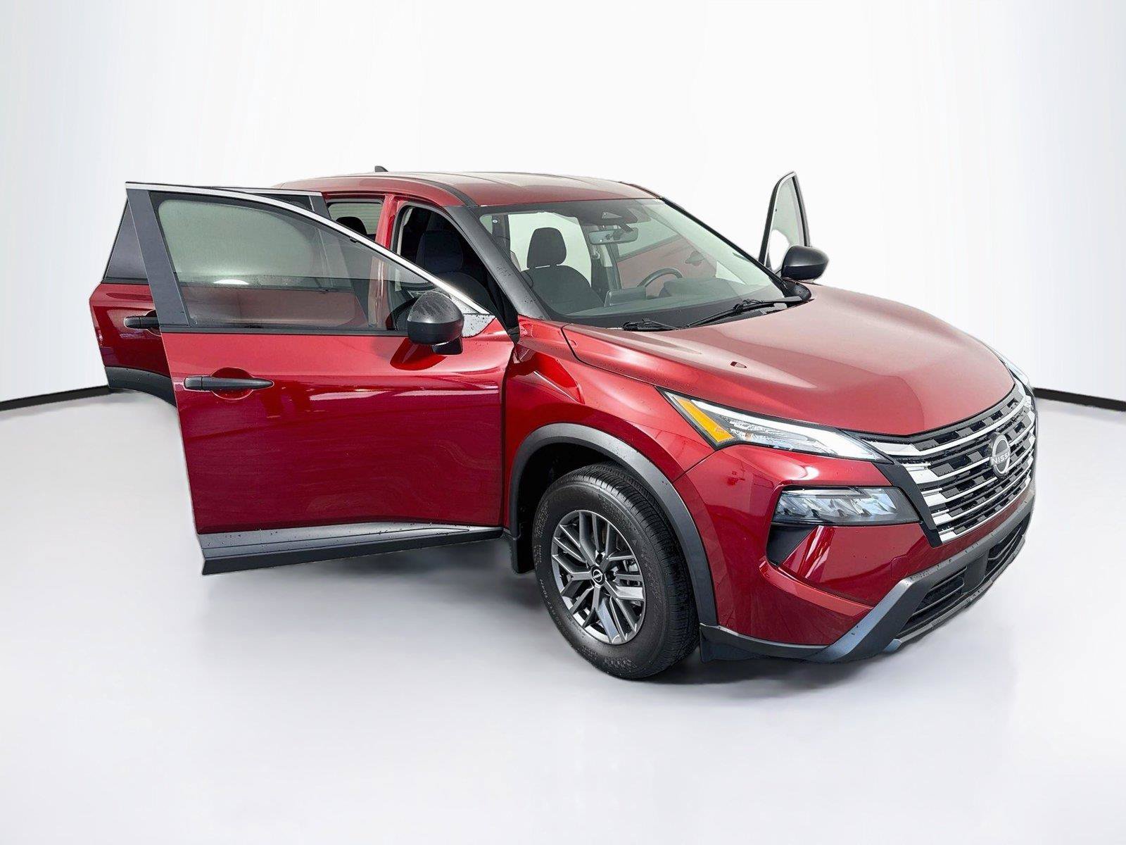 Used 2026 Nissan Rogue S FWD image 43