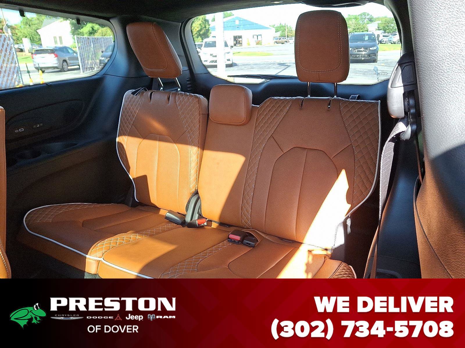 New 2026 Chrysler Pacifica Pinnacle w/ Trailer Tow Group image 11