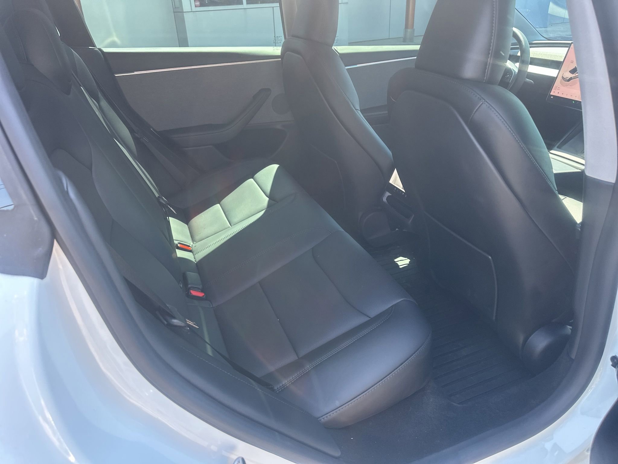 Used 2025 Tesla Model 3 Long Range RWD image 14