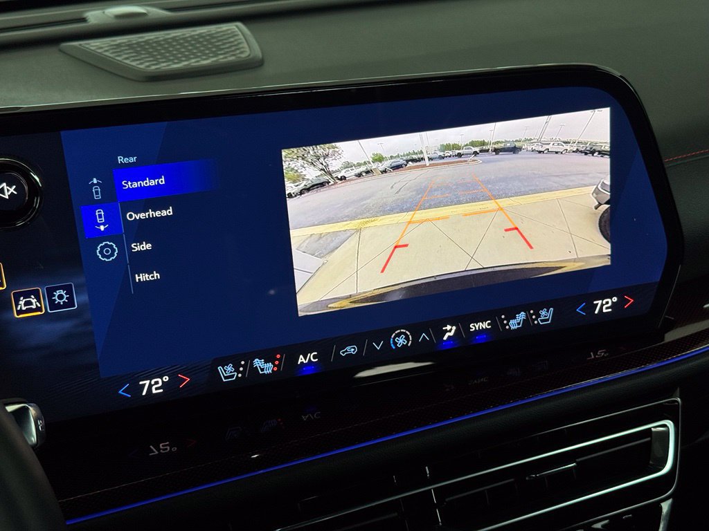 Used 2025 Chevrolet Traverse RS AWD/4WD image 6