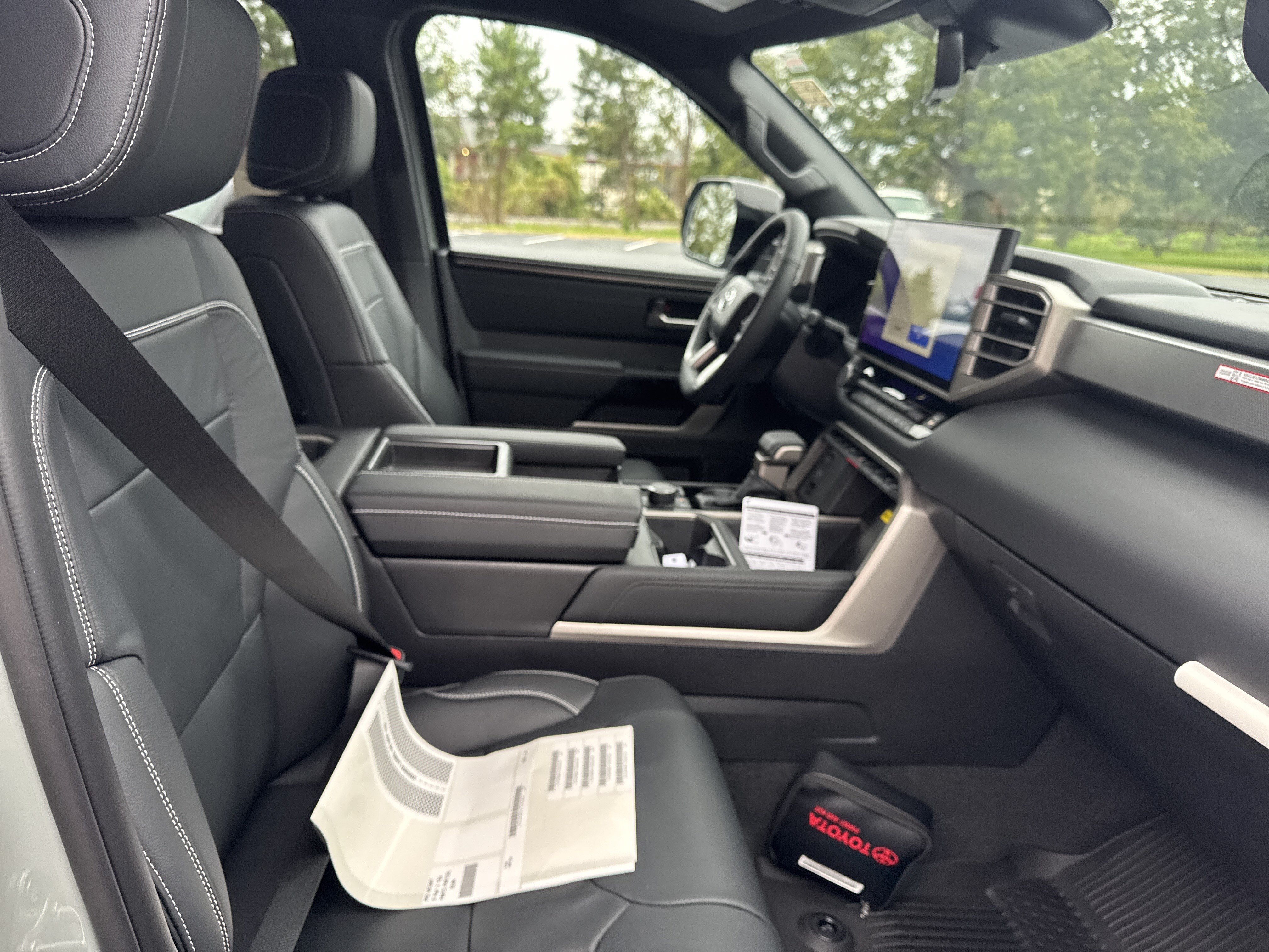 New 2026 Toyota Tundra Limited w/ Nightshade Package AWD/4WD image 32