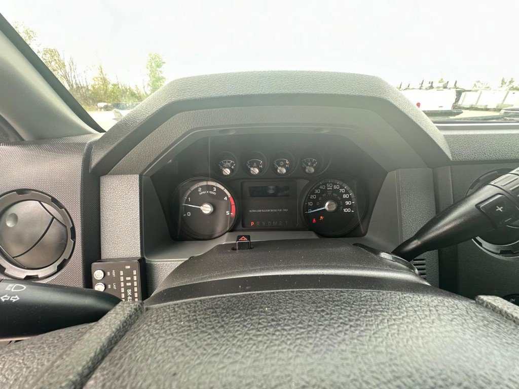 Used 2015 Ford F550 4x4 Crew Cab Super Duty image 26