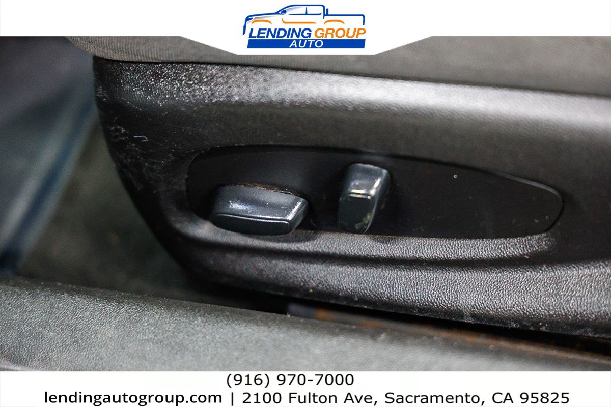 Used 2019 Chevrolet Camaro LT RWD image 19