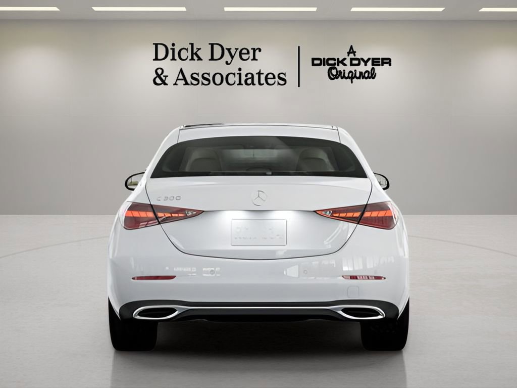Used 2025 Mercedes-Benz C 300 Sedan image 14