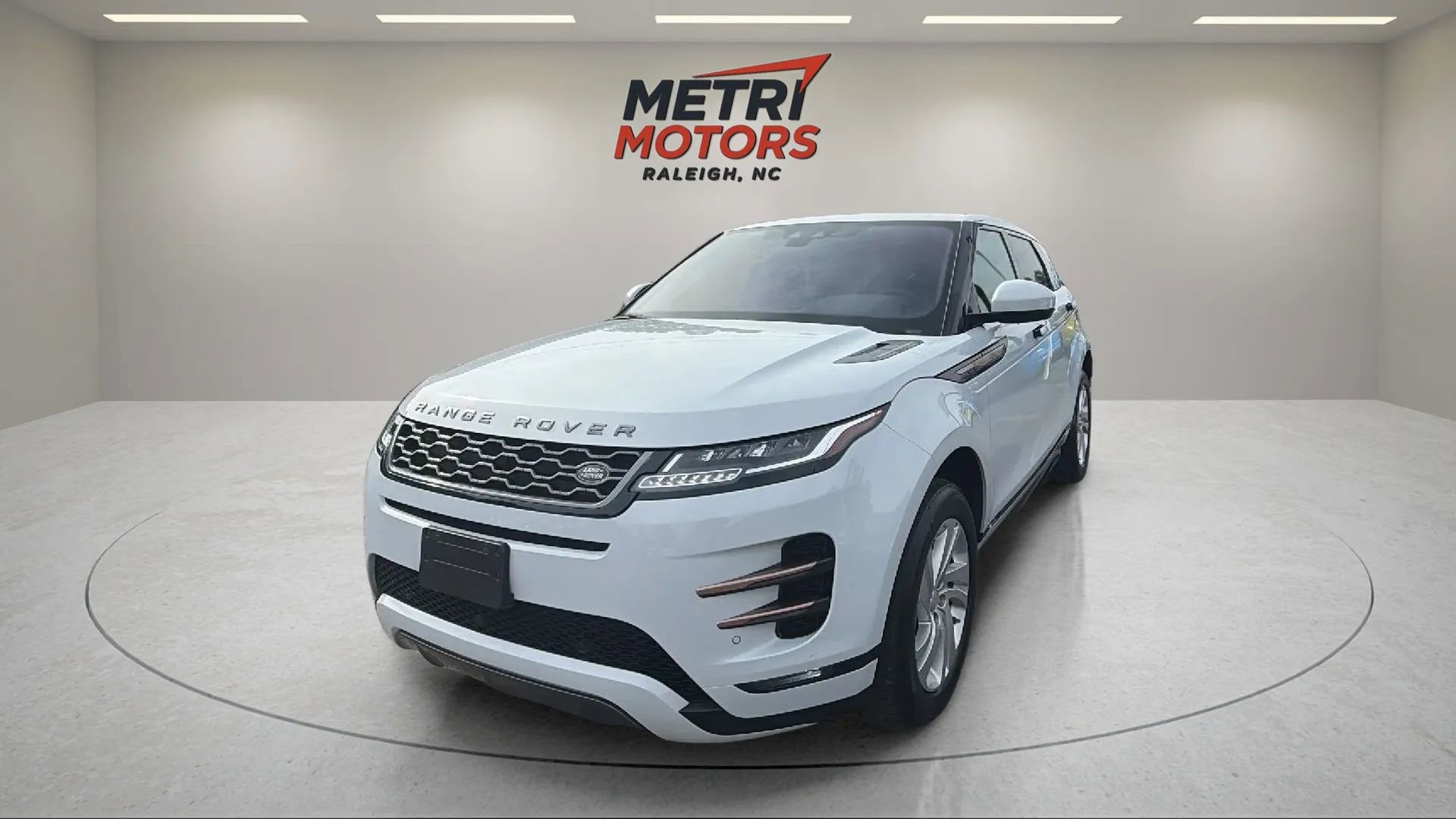 Used 2020 Land Rover Range Rover Evoque R-Dynamic S image 7