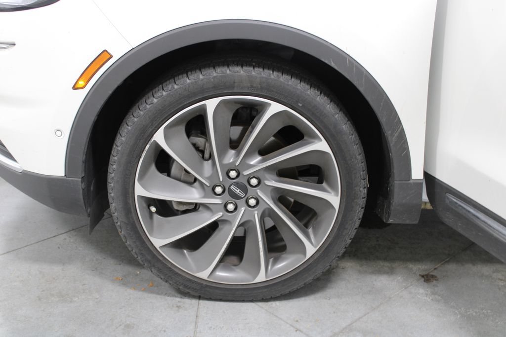 Used 2023 Lincoln Nautilus Reserve w/ Equipment Group 201A FWD image 41
